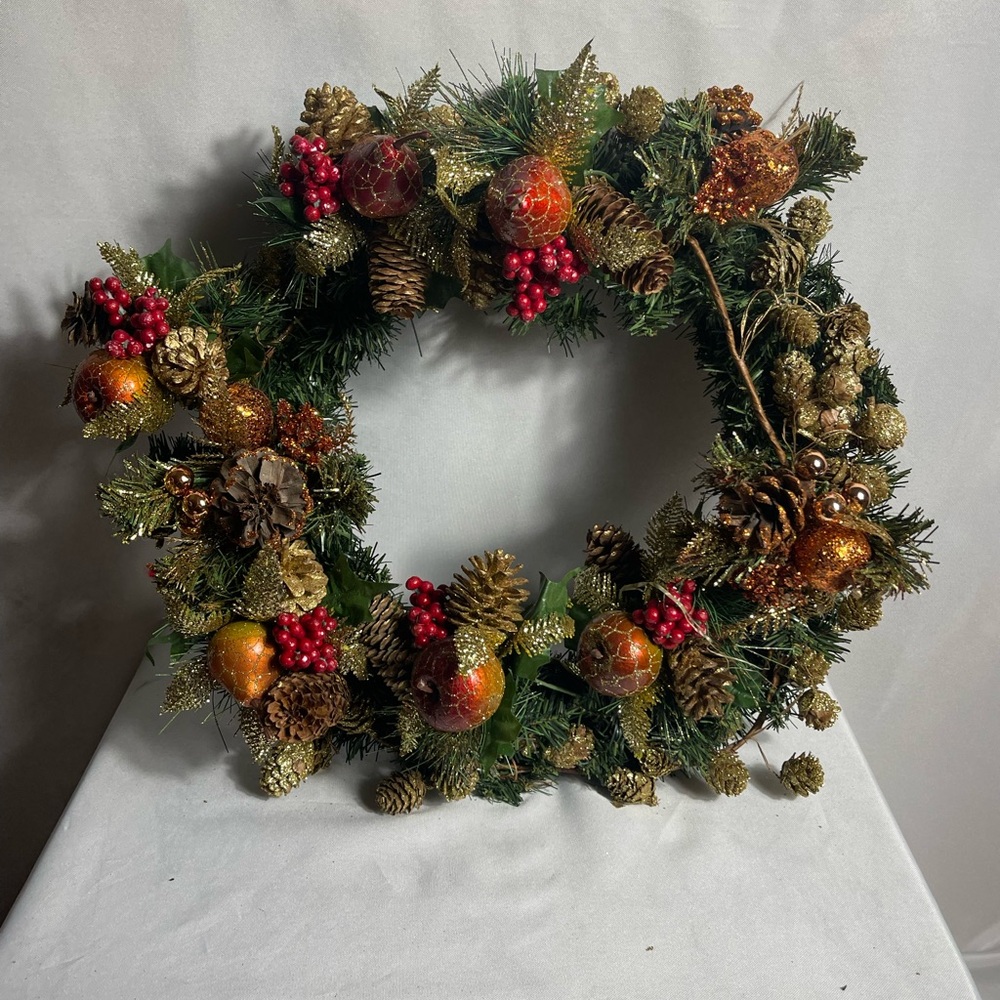 Festive Gold Pinecone & Red Berry Holiday Wreath 18” Christmas Decor